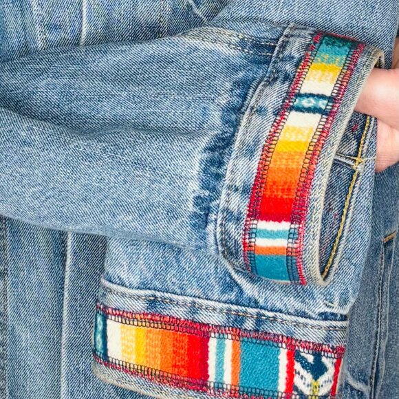 Upcycled Levis Western jean jacket w/colorful Mexican blanket Pendleton wool XL - Picture 5 of 5